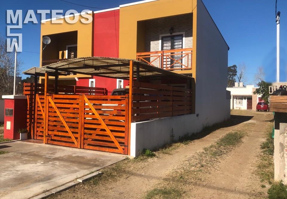 Conjunto A Estrenar - Venta De Pozo Medio Y Atrás - Mateos Propiedades
