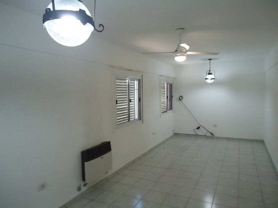 ALQUILA: DEPARTAMENTO SUPER CENTRICO