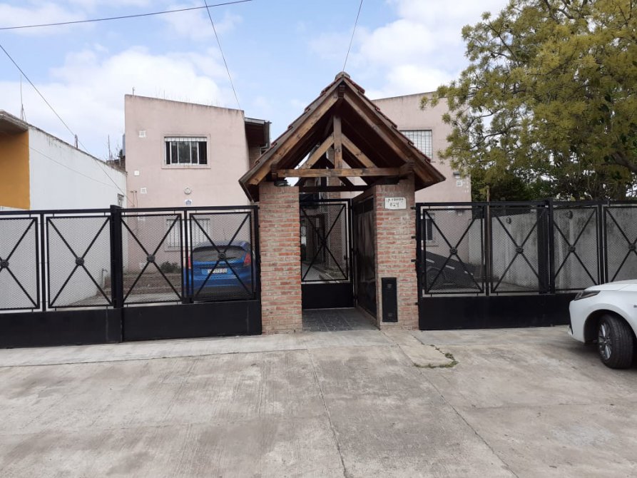 Departamento Interno En Alquiler (Planta Baja) Osvaldo Mendez Departamento Interno En Alquiler (Planta Baja) Osvaldo Mendez