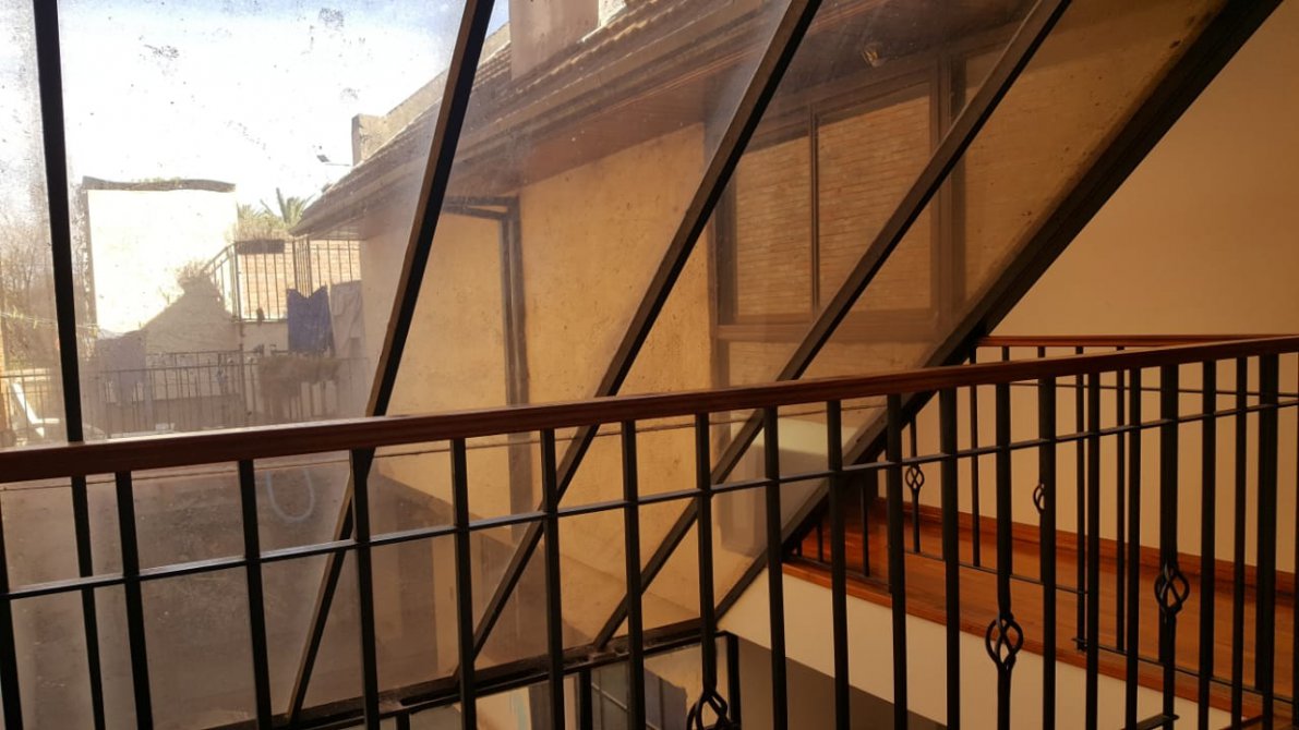 Hermoso Chalet En Agradable Entorno Residencial - Laudani y Cia.