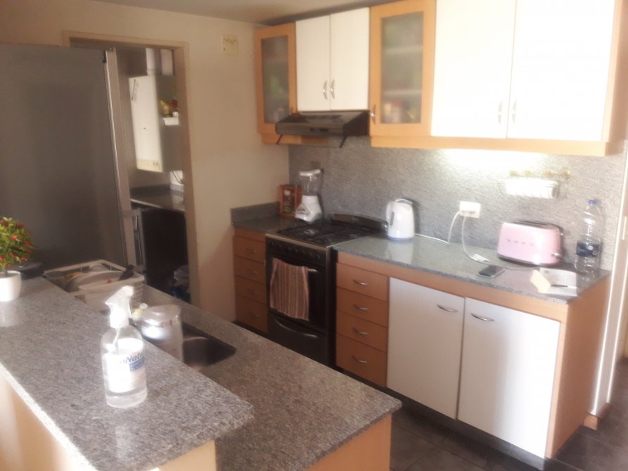 Distinguido Piso De 4 Amb. C/Dependencia, Cochera Y Baulera En La Mejor