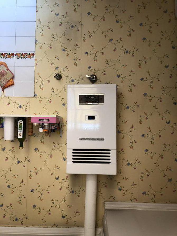 Casa 4 Ambientes, Excelente Estado, Con Cochera Cubierta - ST