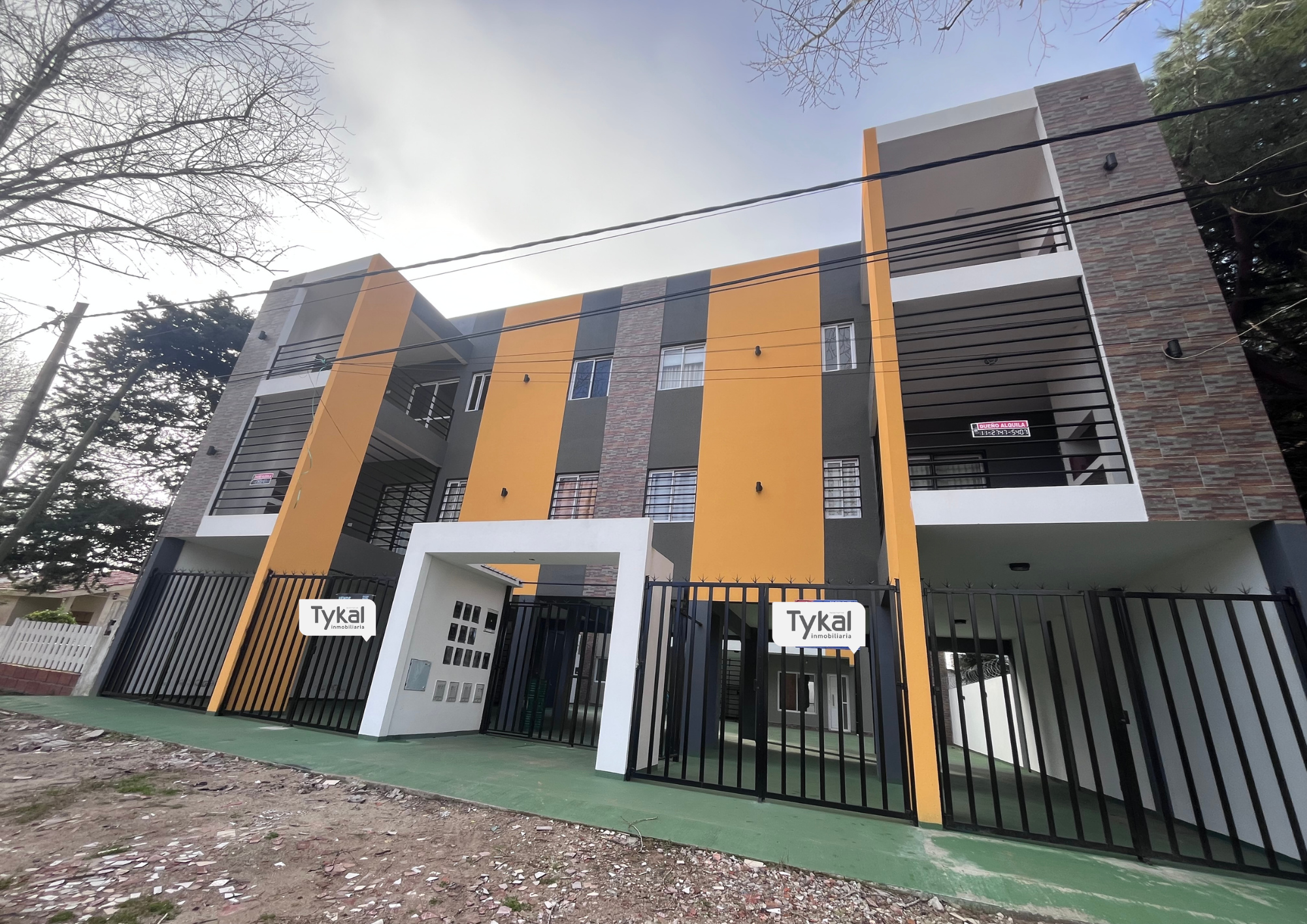 Departamentos a estrenar de tres ambientes con cochera