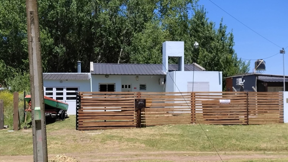 Chalet en Aguas Verdes – Independiente – Excelente Estado