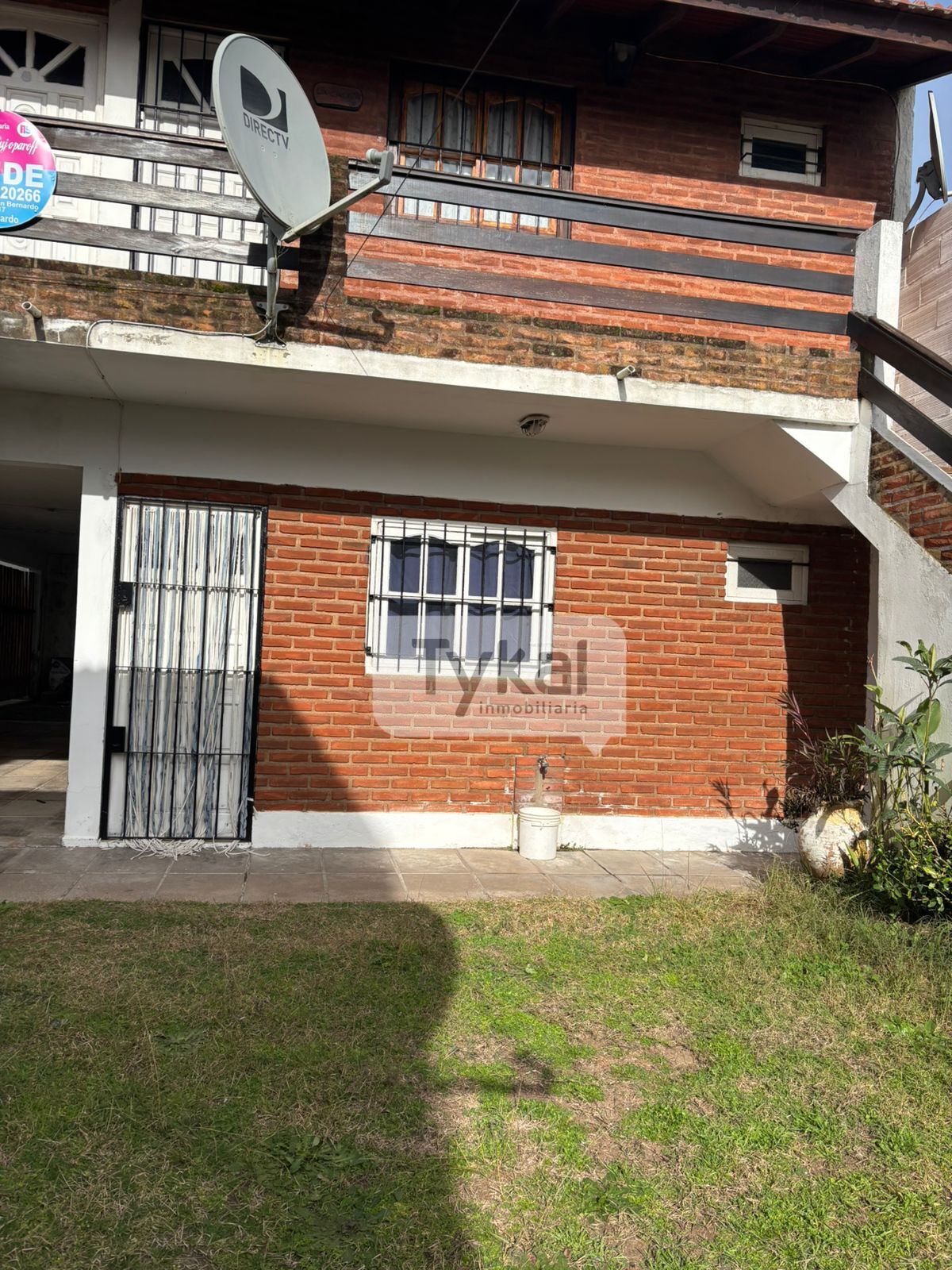 Oportunidad Departamento en Planta baja con patio  y parrilla Y ESP. VEHICULAR