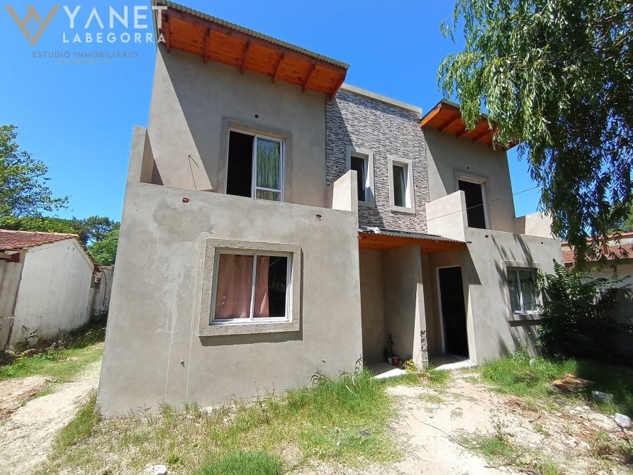 Dúplex y Chalet a Estrenar en Mar del Tuyú – Conjunto de 6 Unidades – 5 Cuadras del Mar - Venta