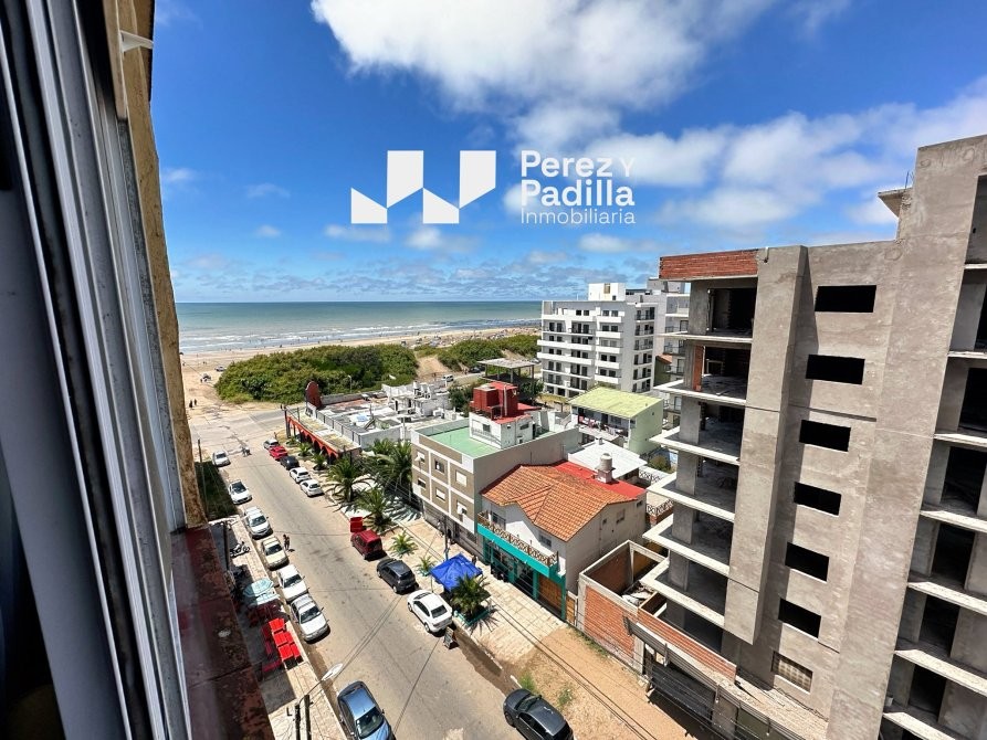 Depto tres ambientes a metros del mar - Mar de Ajó zona norte - muy cerca del muelle