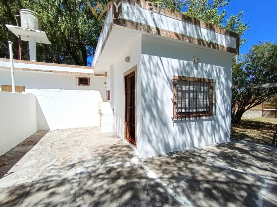 Casa en 1/4 de Lote muy Independiente – Excelente ubicación en Santa Teresita – Diagonal 21