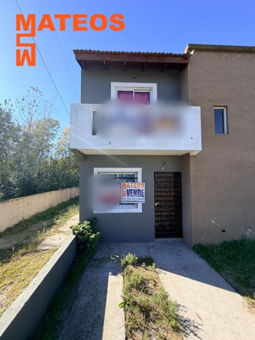 DUPLEX AL FFRENTE EN MAR DEL TUYU