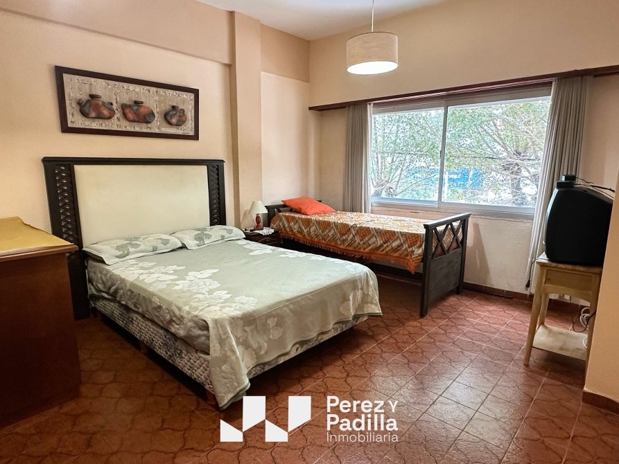 Depto 2 ambientes en pleno centro a una cuadra del mar