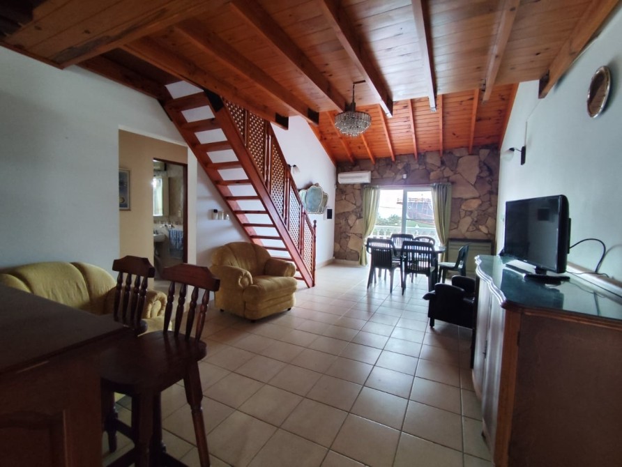 Vivi frente al mar: semipiso en venta en Santa Teresita frente a La Carabela