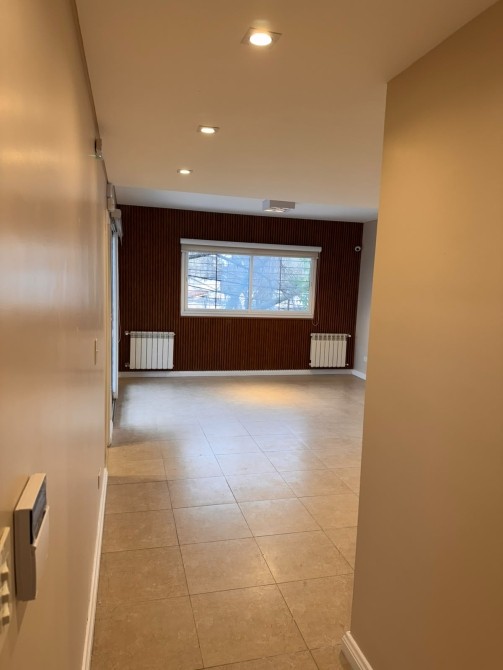 Exclusivo departamento tipo dúplex de 3 ambientes en Alquiler. Condominio Jardines de Robertson