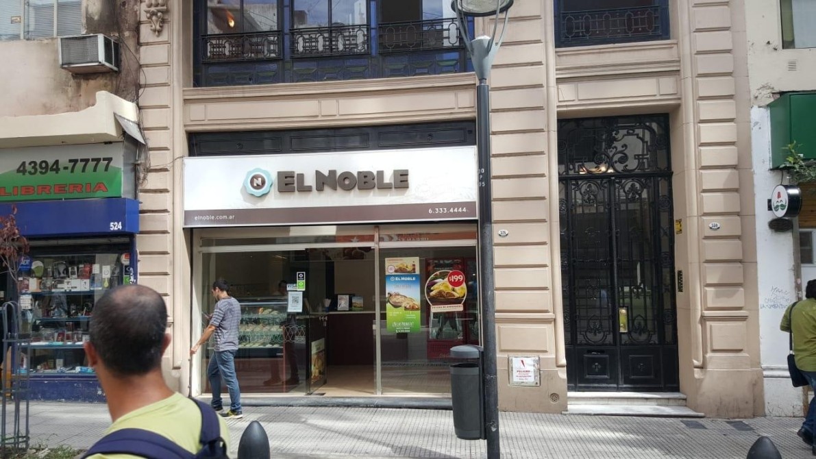 Local comercial apto todo destino sobre peatonal