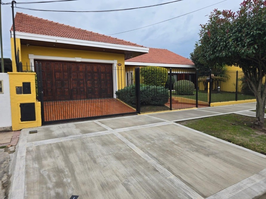 Casa en Jose Marmol