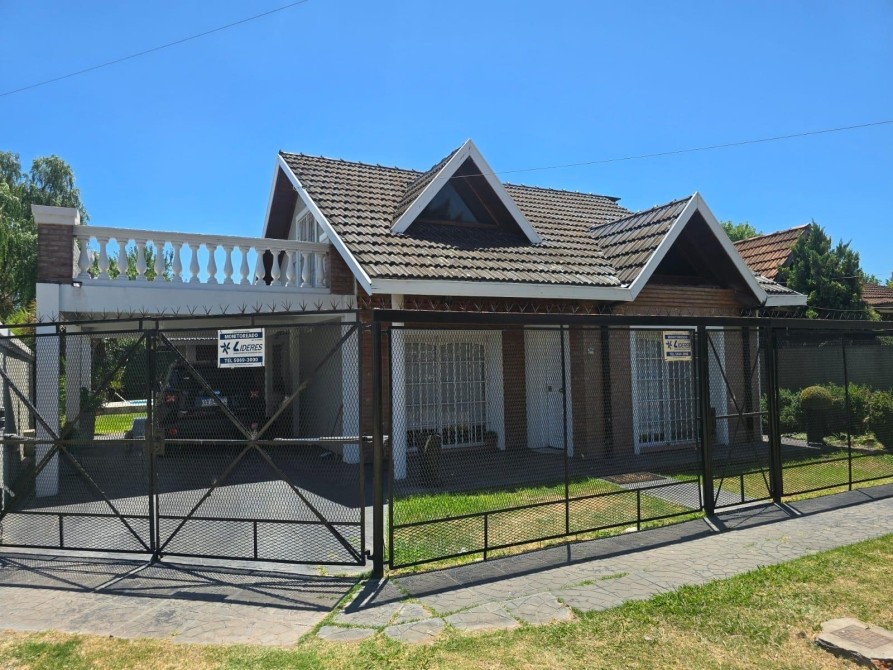Casa en Burzaco