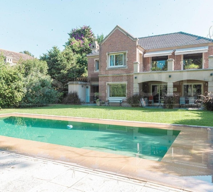 Excelente casa en venta - St. Thomas Sur-Canning
