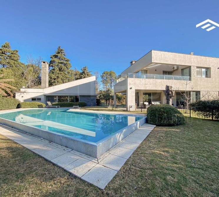 St.Thomas Sur - Premium en venta sobre lote de 3500 m2
